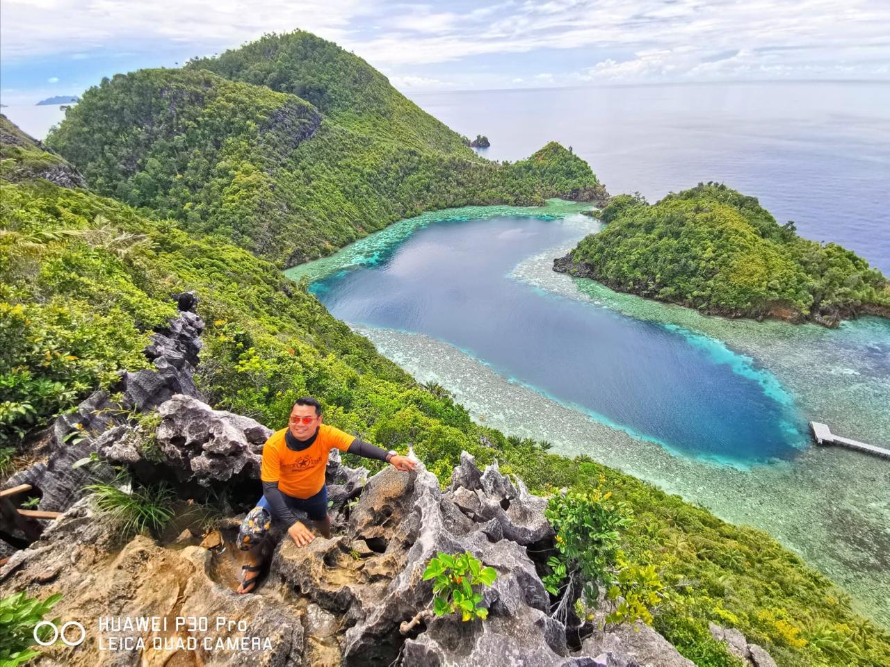 Raja Ampat lagoon